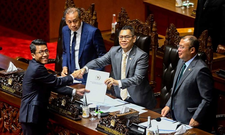 Rapat Paripurna Ke-7 DPR RI Masa Persidangan I Tahun Sidang 2024–2025