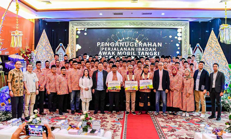 Apresiasi Elnusa Petrofin Untuk 88 Awak Mobil Tangki BBM dan Pekerja Berprestasi: Reward Perjalanan Ibadah Sesuai Agama