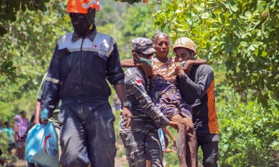 Evakuasi Warga di Wilayah Yang Terdampak Erupsi Gunung Lewotobi