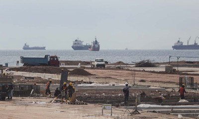 Pengembangan Kapasitas Terminal Peti Kemas Pelabuhan Batu Ampar