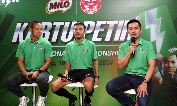 Peluncuran MILO Kartu Petir, Panduan Keselamatan Bagi Wasit dalam Memimpin Pertandingan Agar Tetap Aman Saat Hujan
