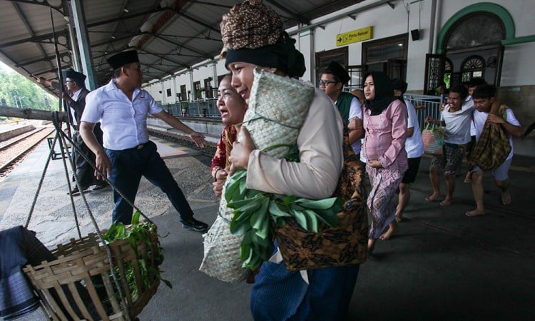 Drama Teatrikal Kereta Api Terakhir Surabaya