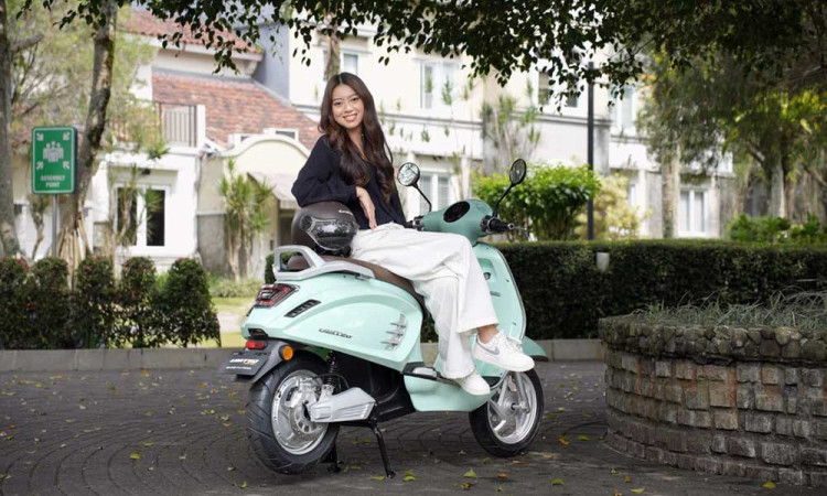 Motor Listrik United E-Motor C2000 Tembus Jarak 130 KM