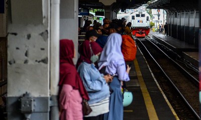 Keberangkatan Kereta Api Meningkat