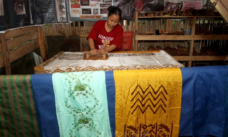 Dukungan PLN Terhadap Batik Kalong