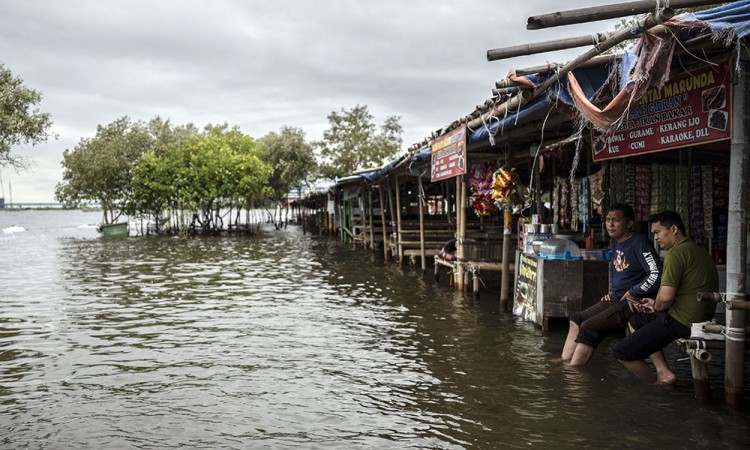 Banjir Rob Pantai Marunda Jakarta