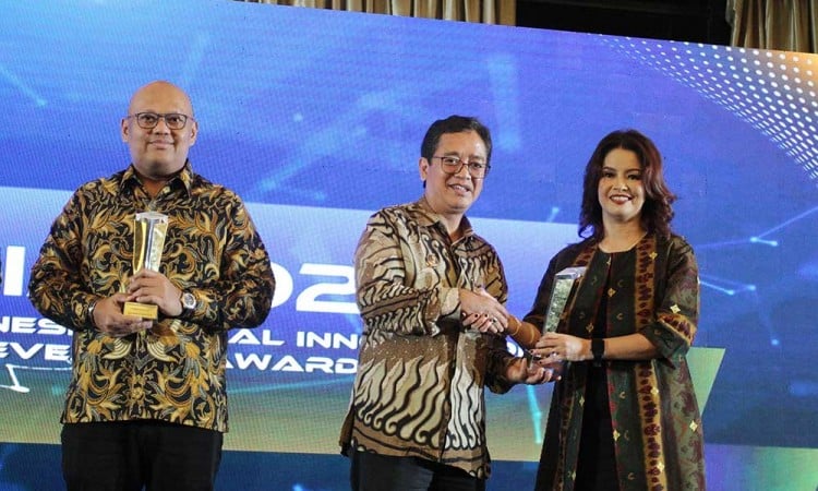 Mitra Tours And Travel Raih Dua Penghargaan Indonesia Digital Innovation & Achievement Awards 2024