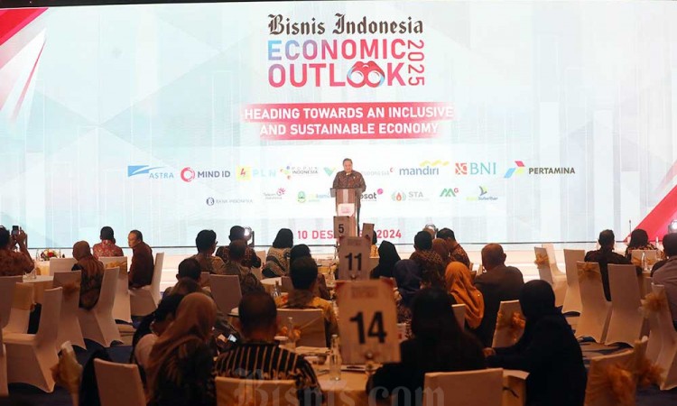 Airlangga Hartarto Buka Acara Bisnis Indonesia Economic Outlook 2025