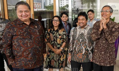 Airlangga Hartarto Buka Acara Bisnis Indonesia Economic Outlook 2025