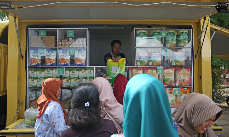 Pasar Murah Jelang Natal Dan Tahun Baru Di Jakarta