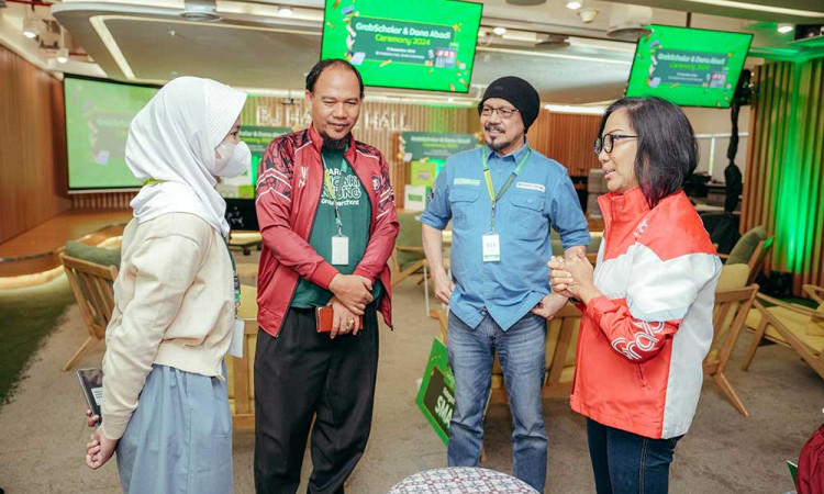 Tutup 2024, Grab Salurkan 1 Juta Dolar untuk Lebih Dari 33.000 Pelaku Sektor Transportasi dan Pelaku UMKM