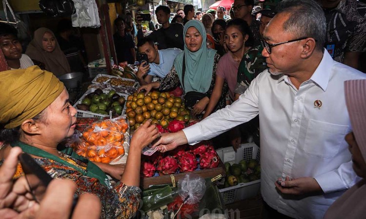 Stok dan Harga Bahan Pokok Aman Jelang Akhir Tahun