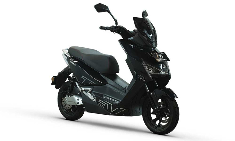 United E-Motor NEW T1800, Motor Listrik Urban Yang Gesit dan Sat Set di Jalan Raya