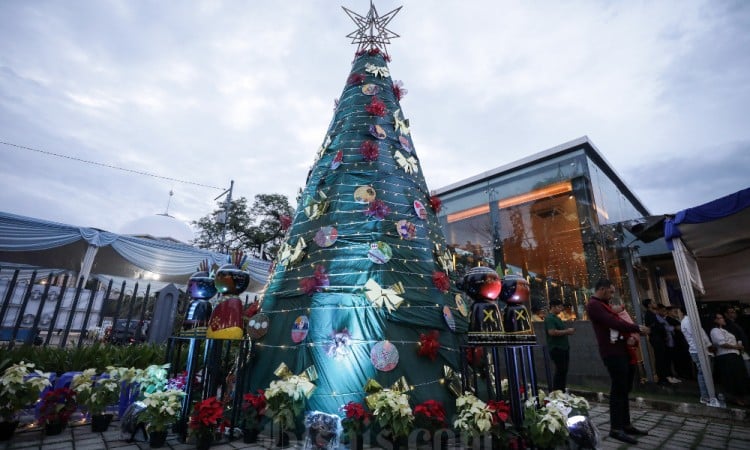 Suasana Ibadah Misa Natal di Gereja Katedral Jakarta