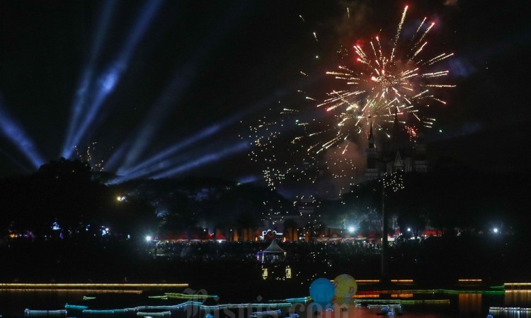 Sambut Tahun Baru, TMII Gelar Sorak Sorai Fest