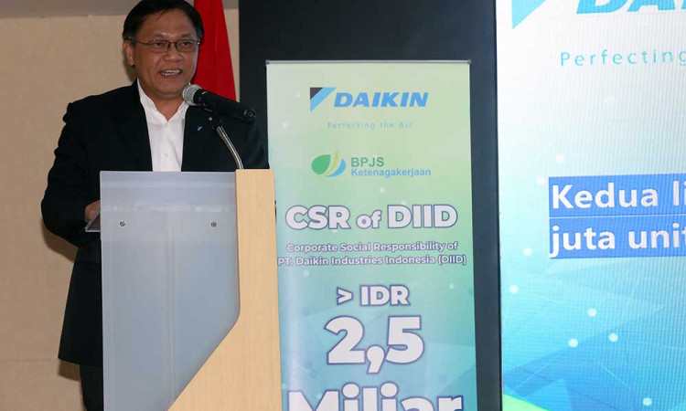 Daikin Serahkan Perlindungan JKK dan JKM Senilai Rp2,5 Miliar Kepada Lebih Dari 12.401 Pekerja Rentan