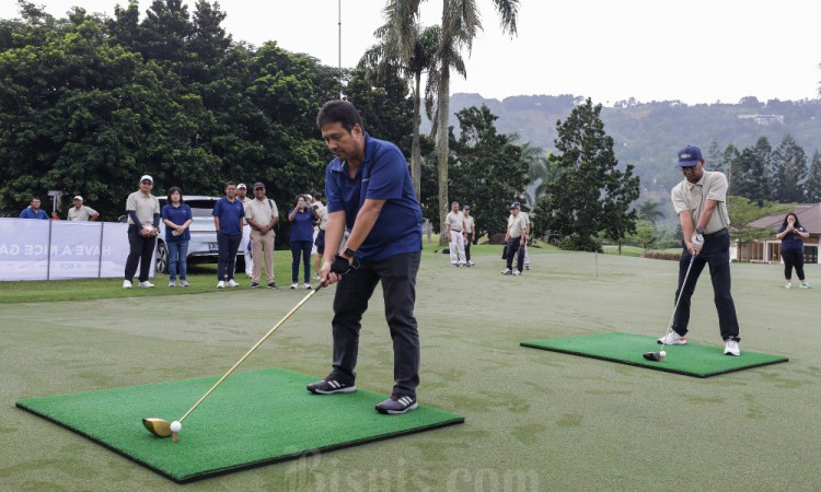 Puluhan Peserta Meriahkan Bisnis Indonesia Executive Golf Tournament