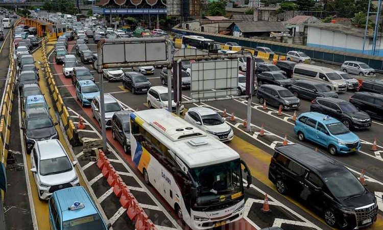 Jalan Tol Sedyatmo Banjir, Akses Ke Bandara Soetta Terganggu