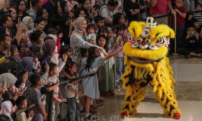 Atraksi Worldclass Barongsai Hibur Pengunjung Pusat Perbelanjaan