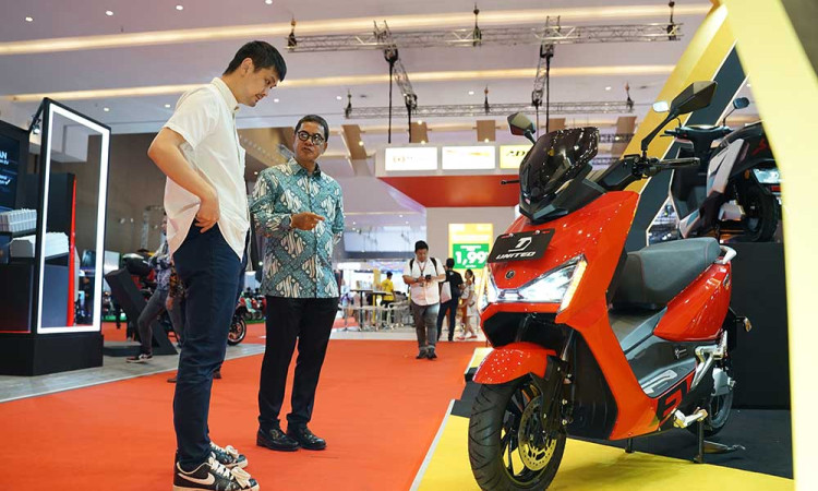 United E-Motor Hadir di IIMS 2025, Siap Kenalkan Varian Motor Listrik Terbaru