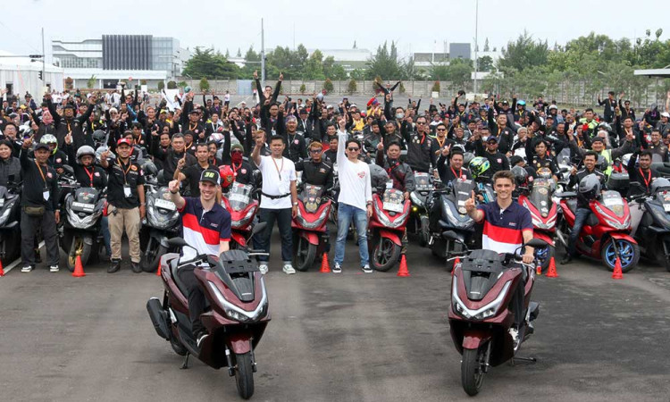 Peluncuran Tim Balap Honda di MotoGP