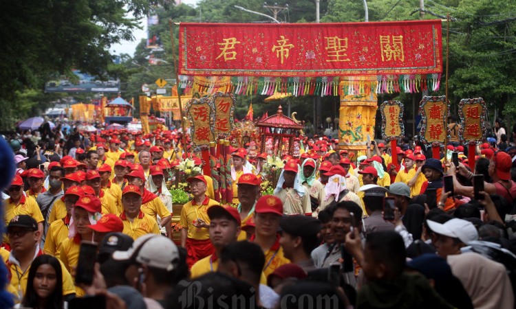 Suasana Kemeriahan Perayaan Cap Go Meh Imlek 2576 di Makassar