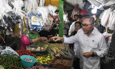 Menko Bidang Pangan dan Mendag Tinjau Ketersediaan Gas Elpiji 3 Kg di Pasar Tradisional