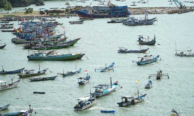 Nelayan di Jawa Timur Memilih Tidak Melaut Akibat Cuaca Buruk