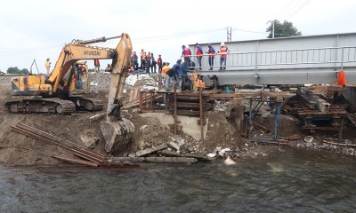 Penggantian Jembatan Kereta Api Daerah Rawan Banjir