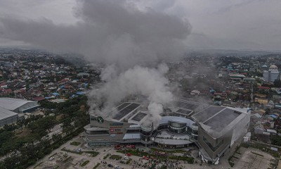 Kebakaran Pusat Perbelanjaan Di Kendari