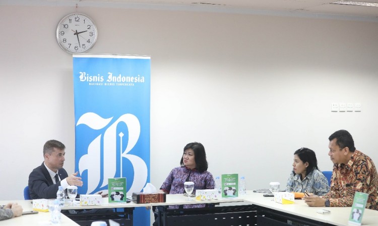 Media Visit Kedubes Rusia Ke Redaksi Bisnis Indonesia