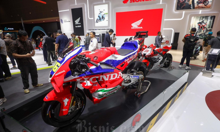 AHM Tampilkan Motor Listrik dan Motor Konsep di IIMS 2025