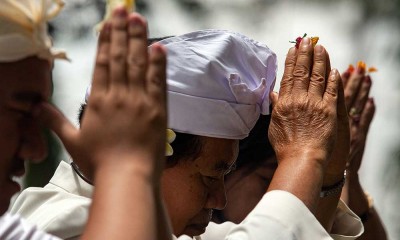 Ratusan Umat Hindu Upacara Giri Kerti di Yogyakarta