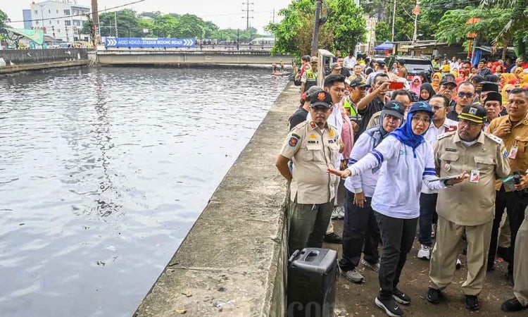 Rano Karno Tancap Gas Selesaikan Persoalan Banjir