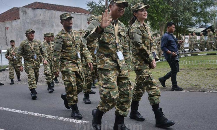 Kepala Daerah Ikut Retret di Akademi Militer Magelang