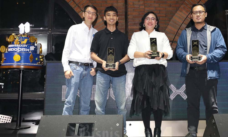 Bisnis Indonesia Raih Penghargaan Indodax