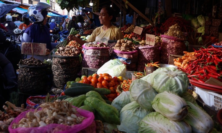 Pedagang Diminta Tidak Menaikkan Harga Melebihi HET