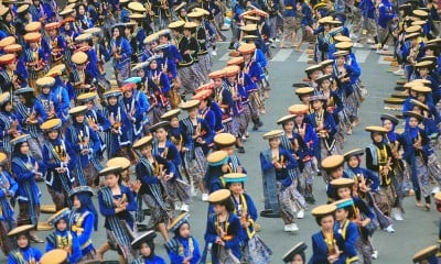 Ribuan Penari Ikuti Pemecahan Rekor Muri Tari Kretek di Kudus