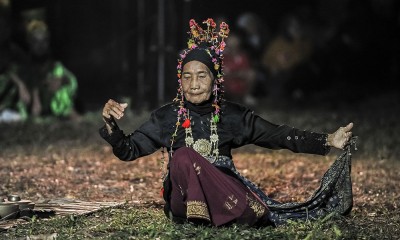 Pementasan Maestro Tari Klik Lang Jambi