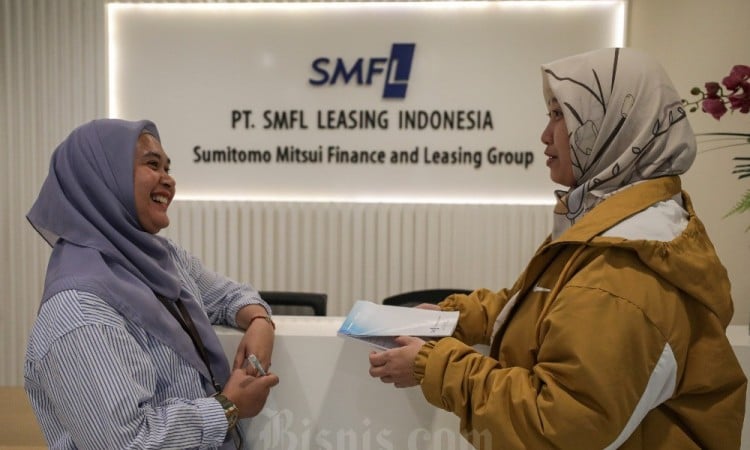 Pembiayaan Helikopter SMFL Mitsui Sumitomo dan Whitesky Aviation