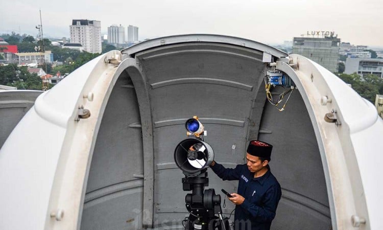 Pemerintah Tetapkan Awal Ramadan Jatuh Pada Sabtu 1 Maret 2025