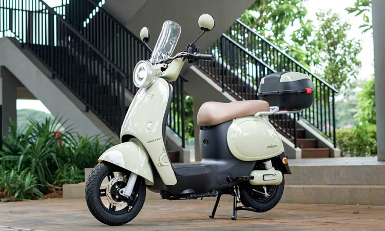Sepeda Listrik Premium Berbasis Baterai Lithium Jadi Andalan Terbaru United Bike