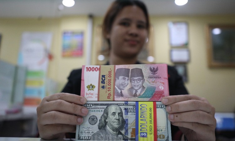 Nilai Tukar Rupiah Ditutup Menguat Tajam Ke Posisi Rp16.480