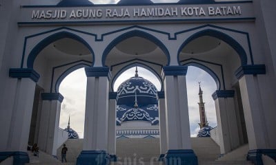 Objek Wisata Religi Masjid Agung Raja Hamidah Batam