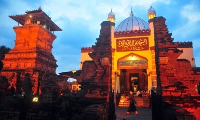 Masjid Menara Kudus Perpaduan Budaya Antara Islam Dengan Budaya Hindu-Jawa