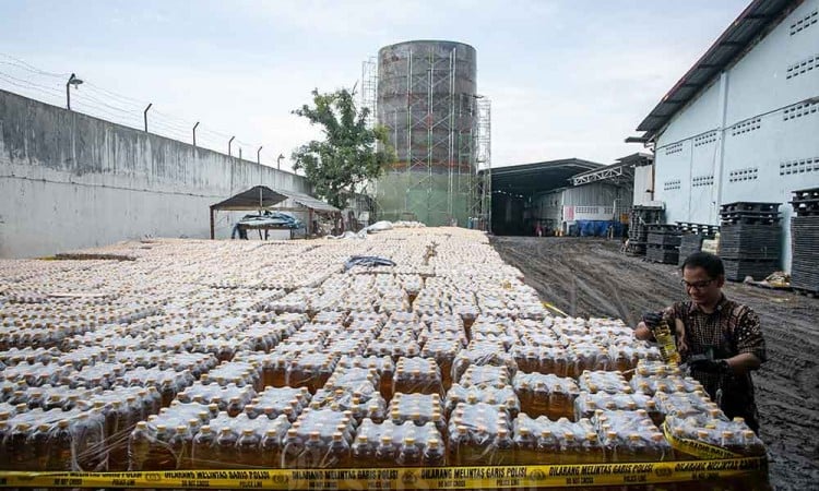 Polda Jawa Tengah Sita 89.856 Botol MinyaKita Tak Sesuai Volume