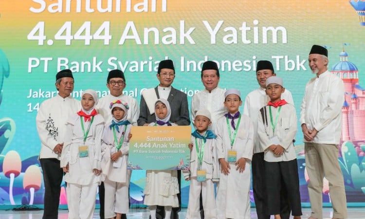 BSI Serahkan Santunan Untuk 4.444 Anak Yatim