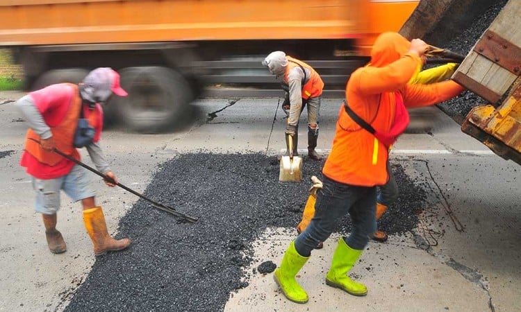 Jelang Arus Mudik, Kementerian PU Mulai Perbaiki Jalan Nasional di Jalur Pantura