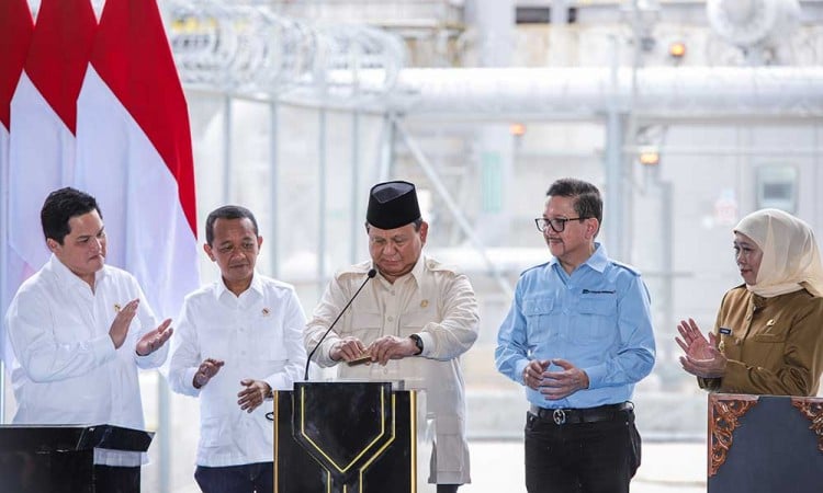 Presiden Prabowo Subianto Resmikan Pabrik Pemurnian Logam Mulia