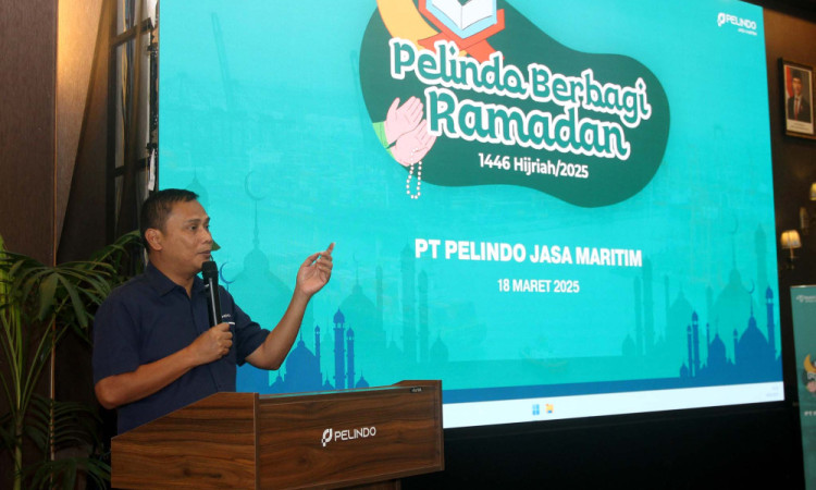 PT Pelindo Jasa Maritim (SPJM) Bagikan Sembako Kepada Masyarakat di Sekitar Pelabuhan